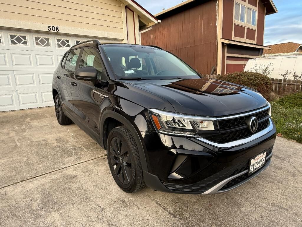 2022 VOLKSWAGEN Taos