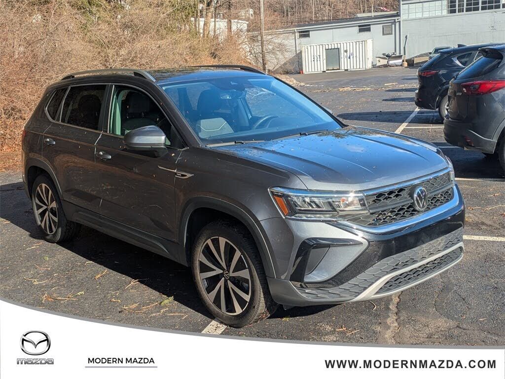 2023 VOLKSWAGEN Taos 4Motion