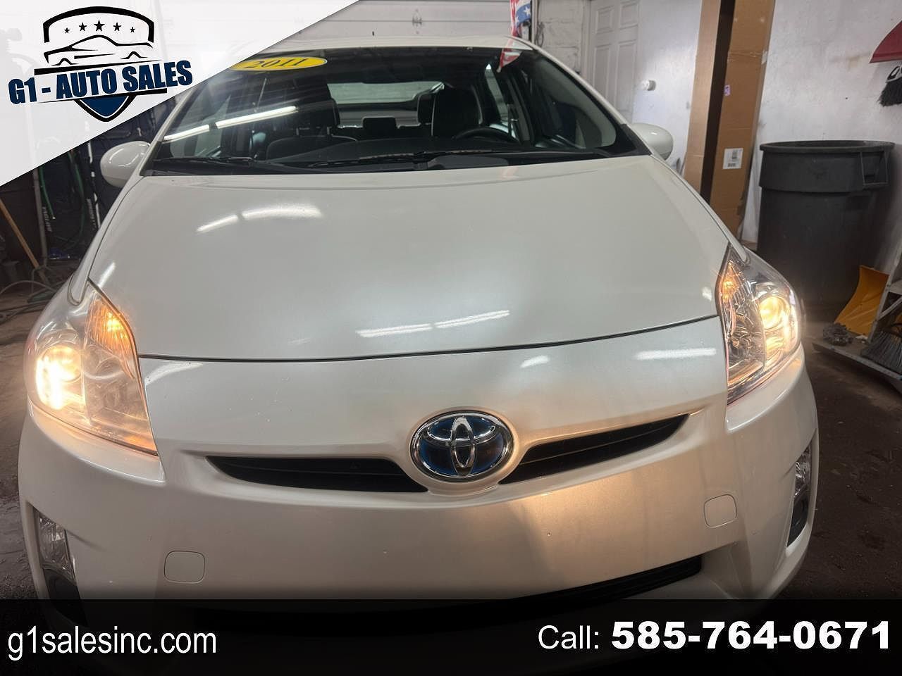 2011 TOYOTA PRIUS