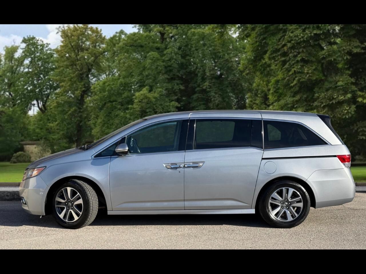 2017 HONDA Odyssey