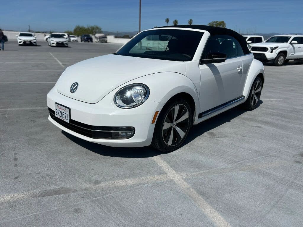 2013 VOLKSWAGEN Beetle