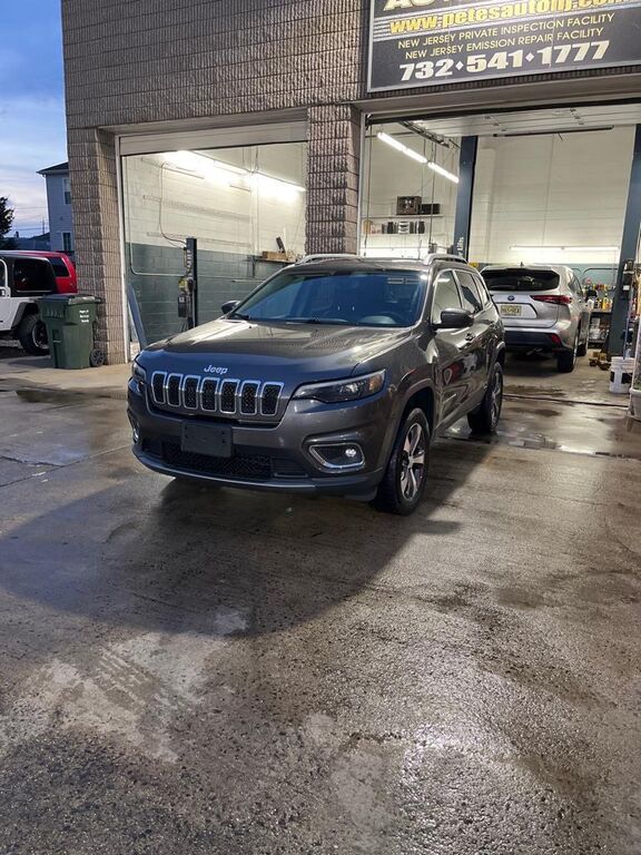 2019 JEEP Cherokee