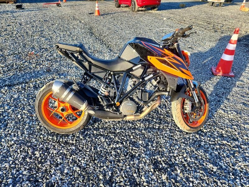 2019 KTM Super Duke R