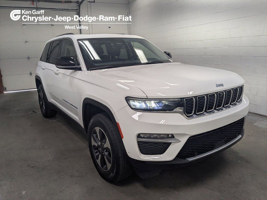2022 JEEP Grand Cherokee