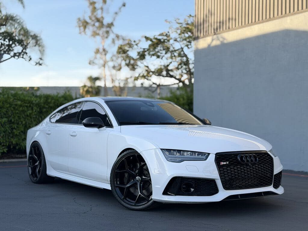 2017 AUDI RS7