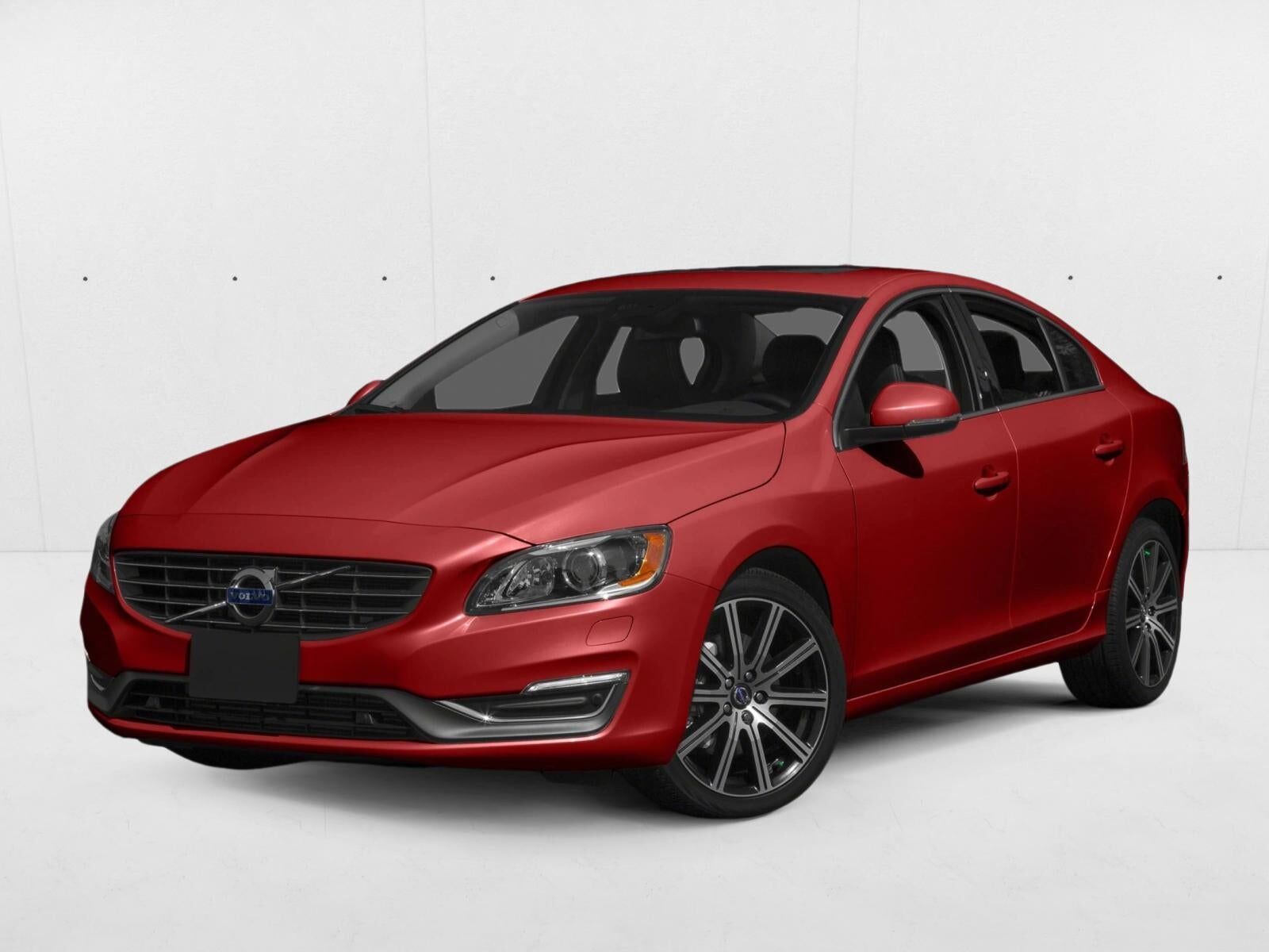2015 VOLVO S60