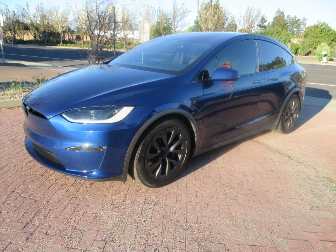 2023 TESLA Model X