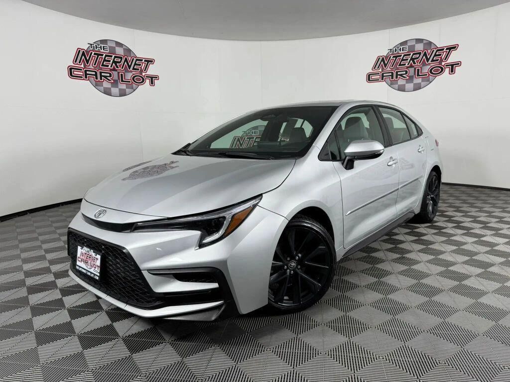 2024 TOYOTA Corolla