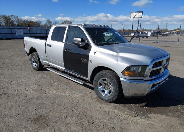2012 DODGE Ram