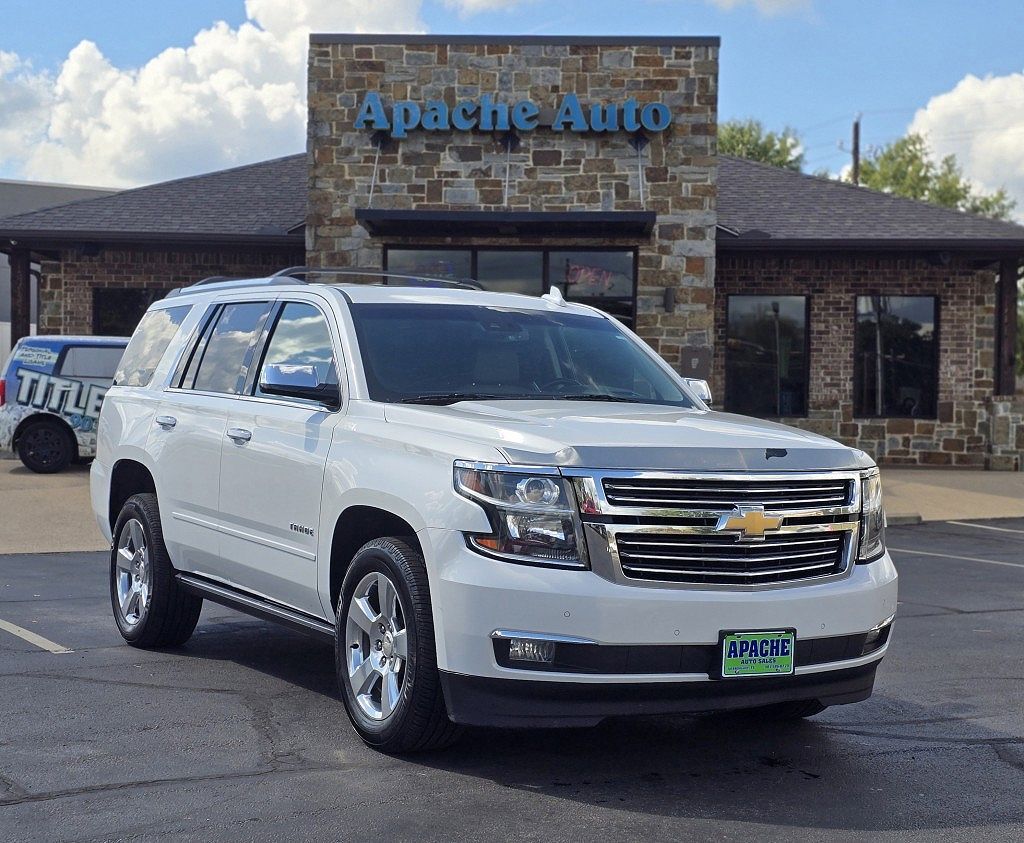 2017 CHEVROLET Tahoe