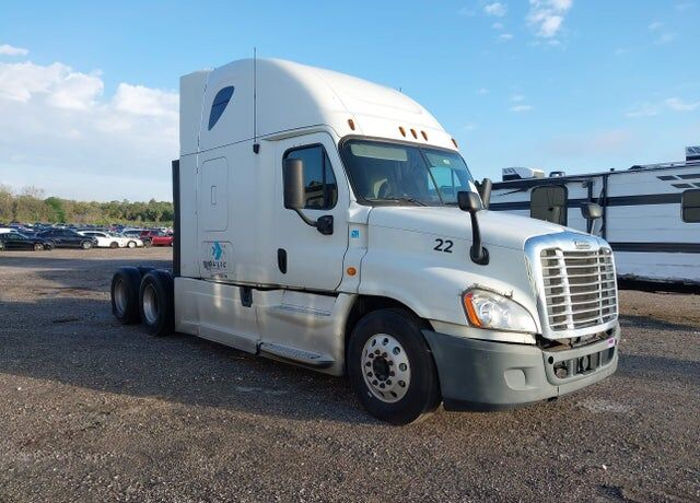 2013 FREIGHTLINER Cascadia