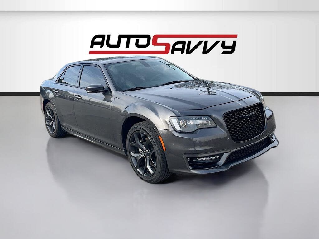 2023 CHRYSLER 300