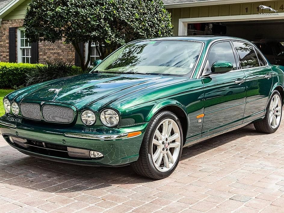 2004 JAGUAR XJR