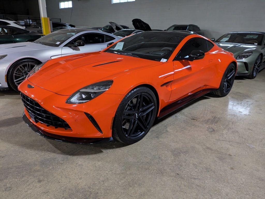 2025 ASTON MARTIN Vantage