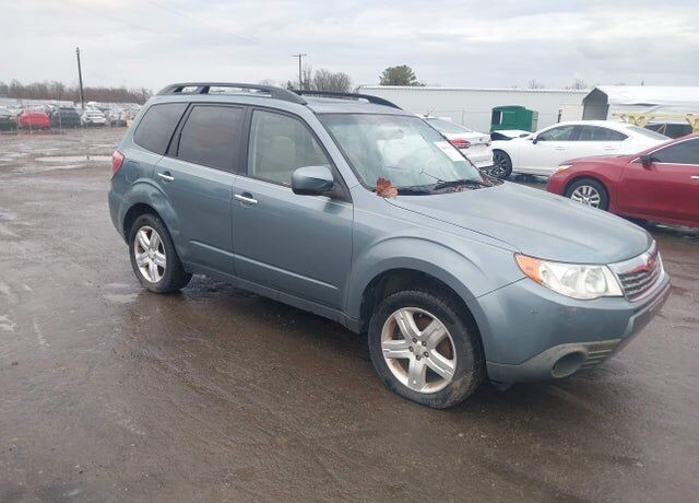 2010 SUBARU Forester