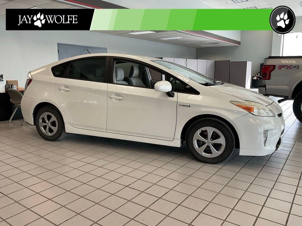 2015 TOYOTA PRIUS
