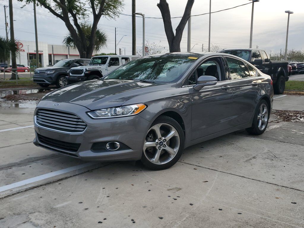 2013 FORD Fusion
