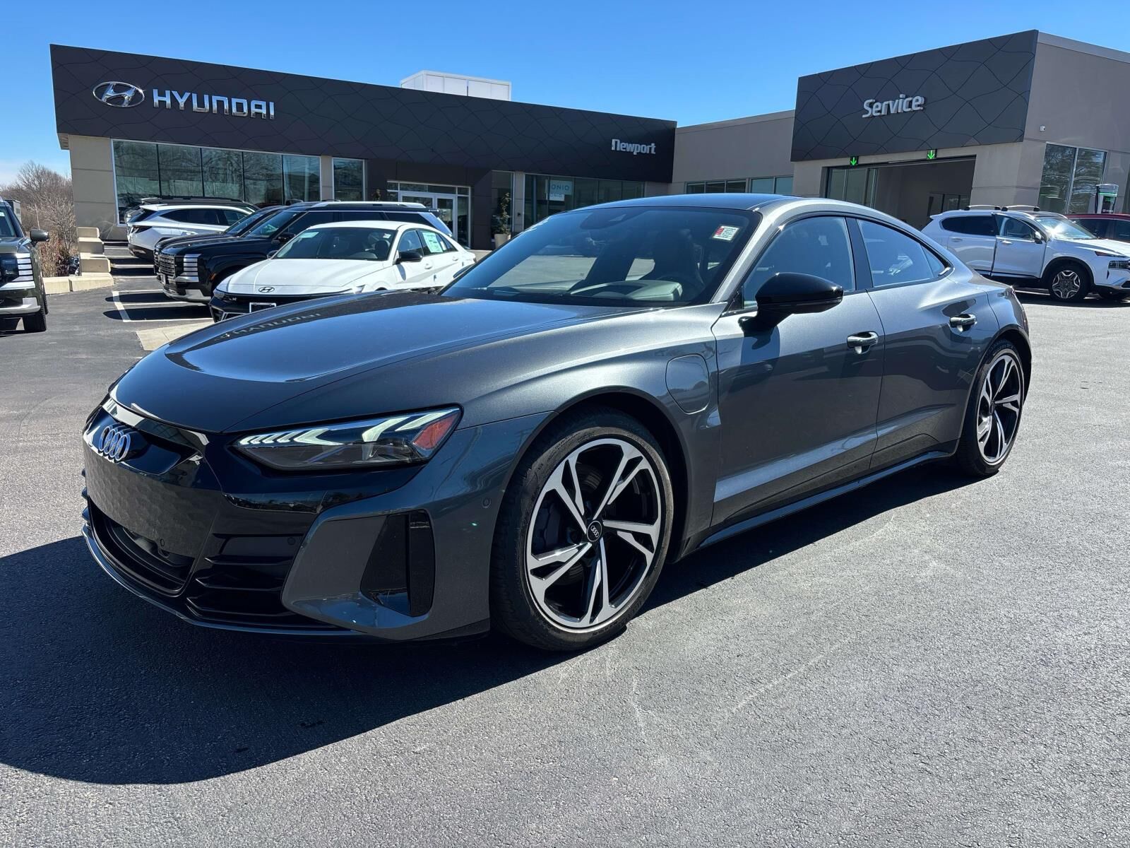 2022 AUDI e-tron