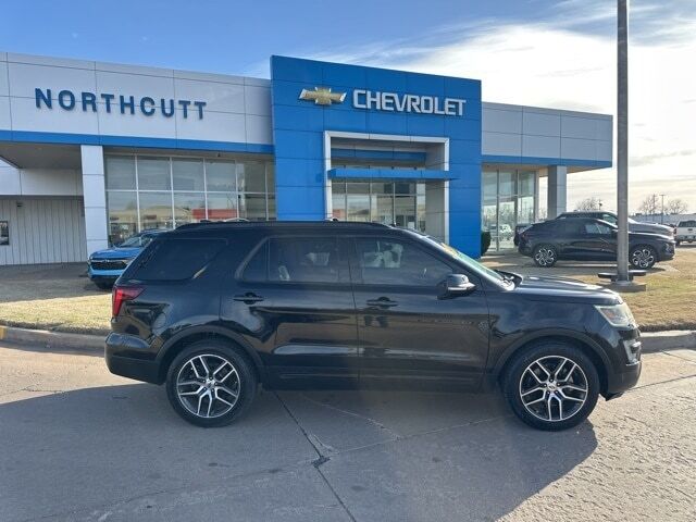 2016 FORD Explorer