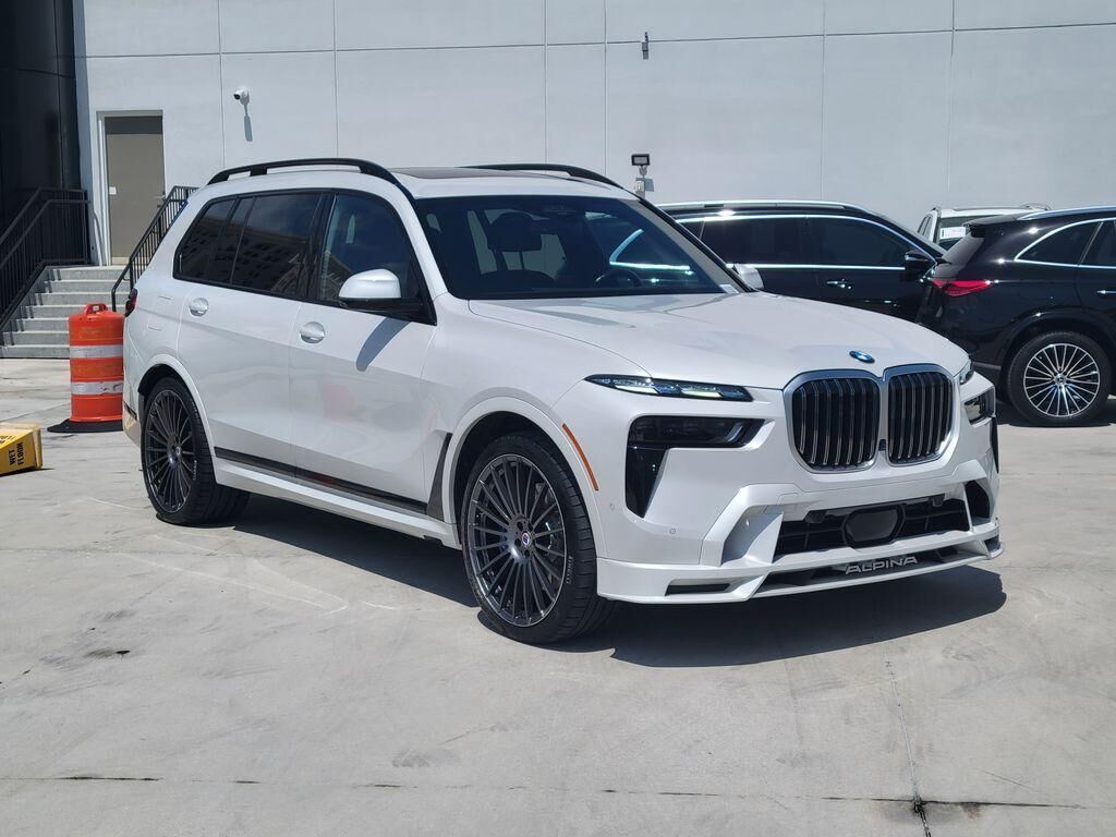 2024 BMW X7
