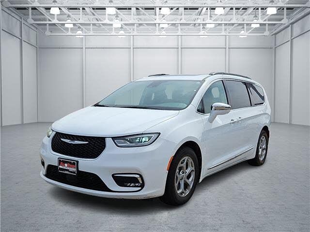 2022 CHRYSLER Pacifica