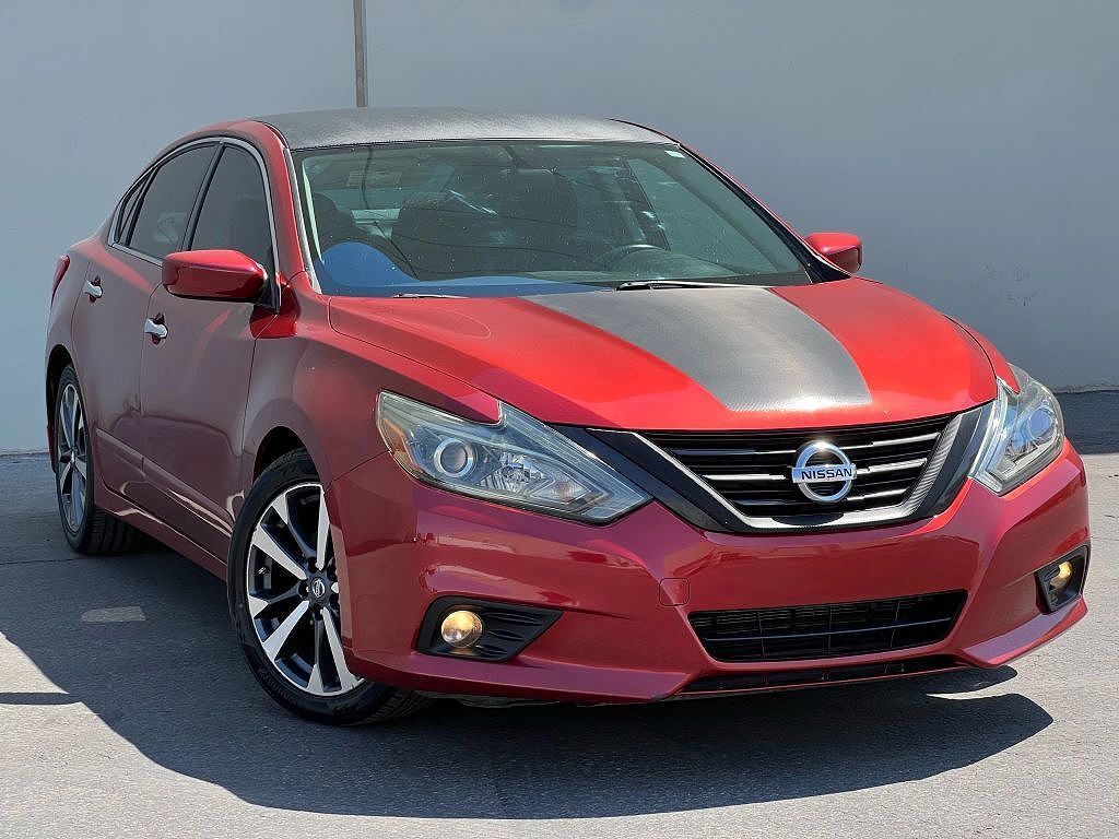 2017 NISSAN Altima