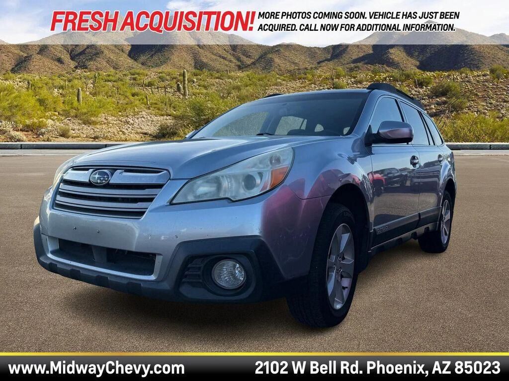 2013 SUBARU Outback