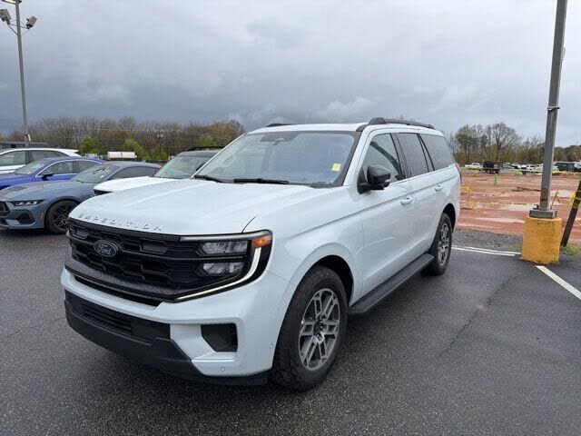 2025 FORD Expedition