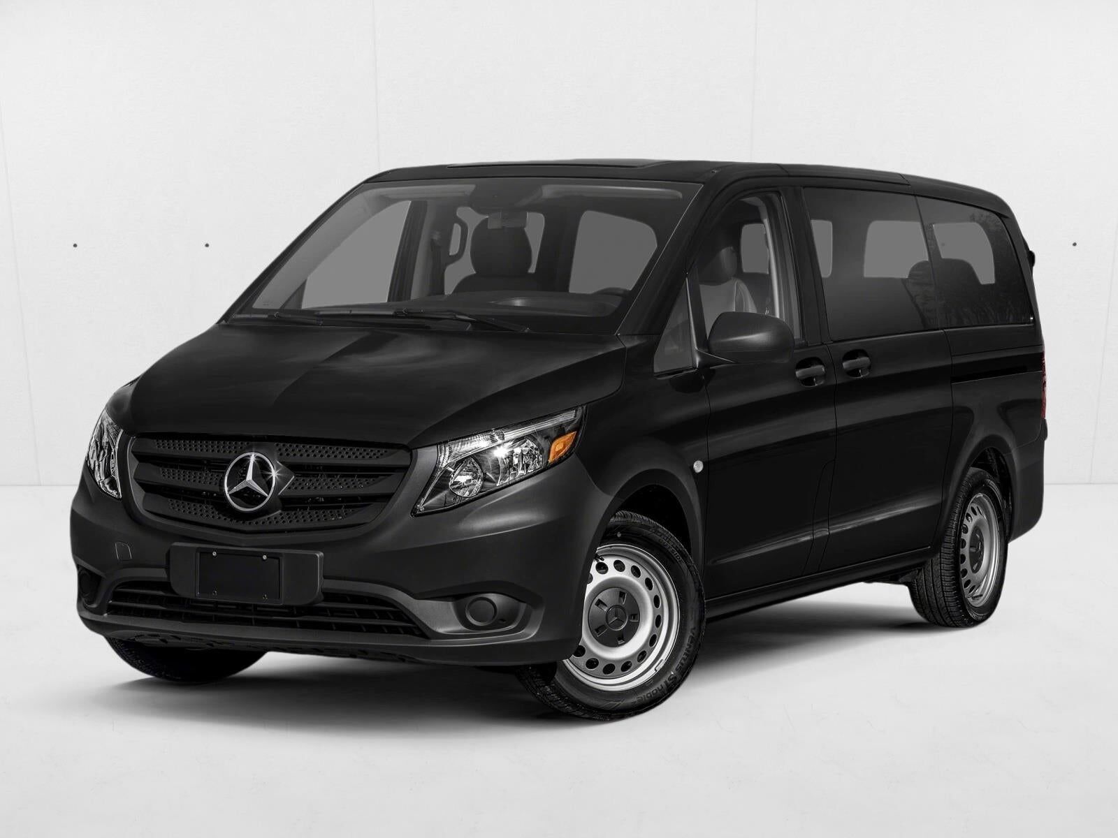2019 MERCEDES-BENZ METRIS