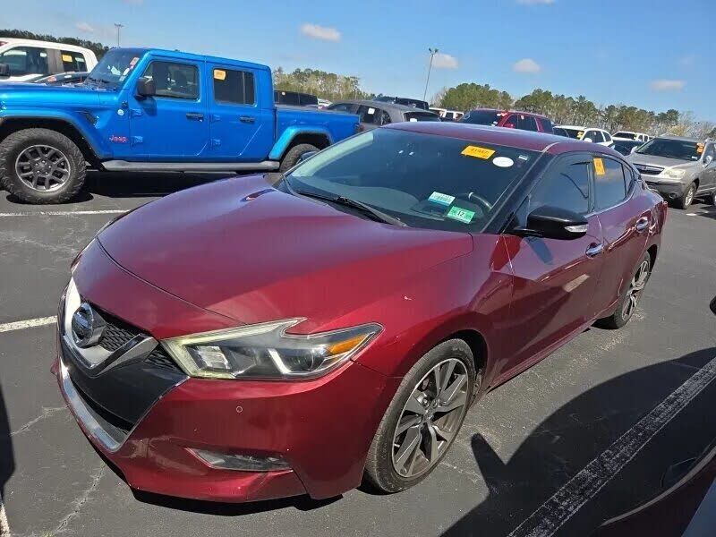 2017 NISSAN Maxima