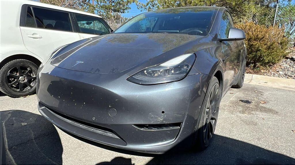 2022 TESLA Model Y