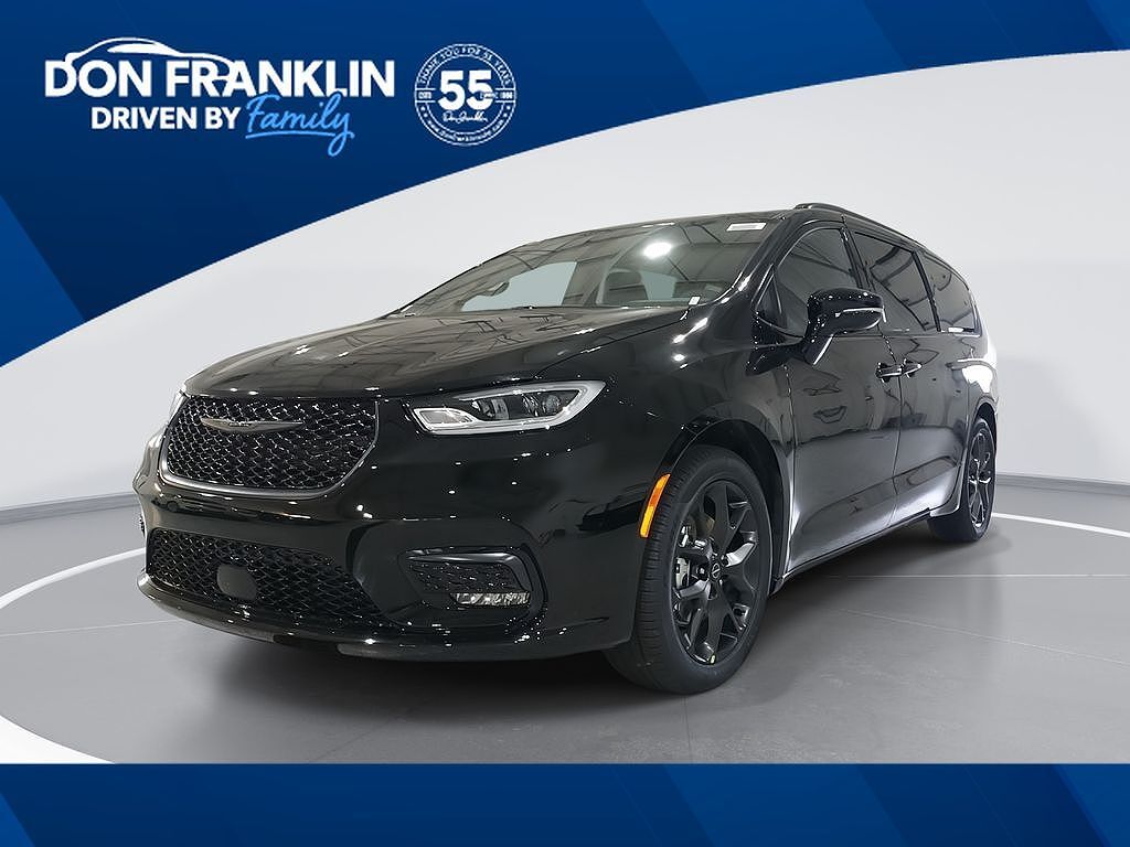 2026 CHRYSLER Pacifica