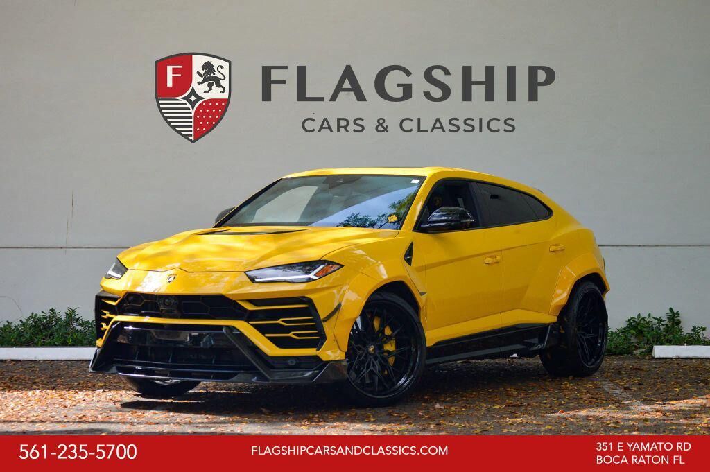 2021 LAMBORGHINI URUS