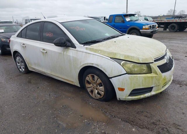 2013 CHEVROLET Cruze