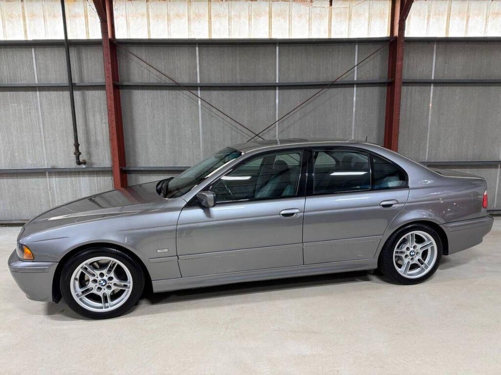 BMW 540i