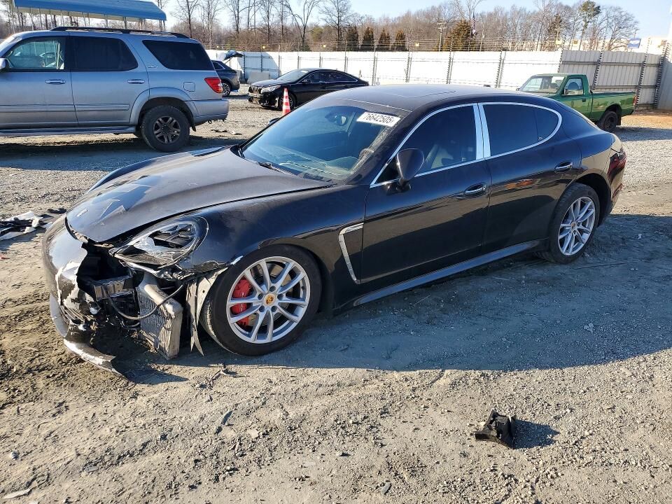 2010 PORSCHE Panamera