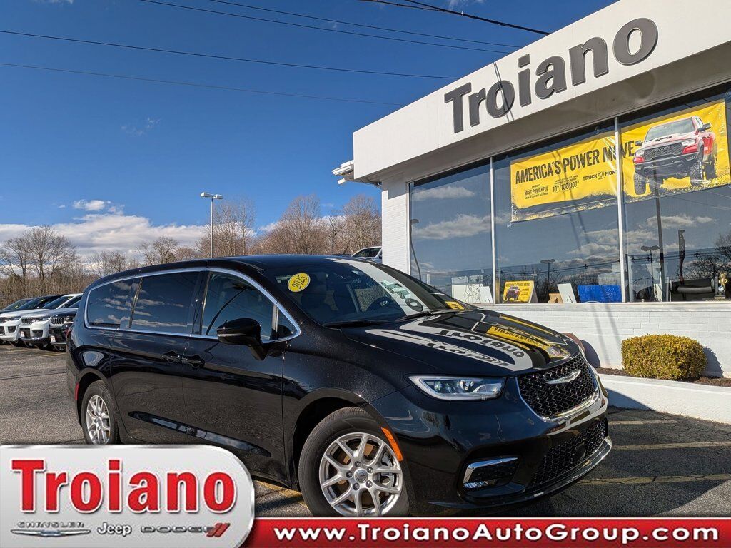 2025 CHRYSLER Pacifica