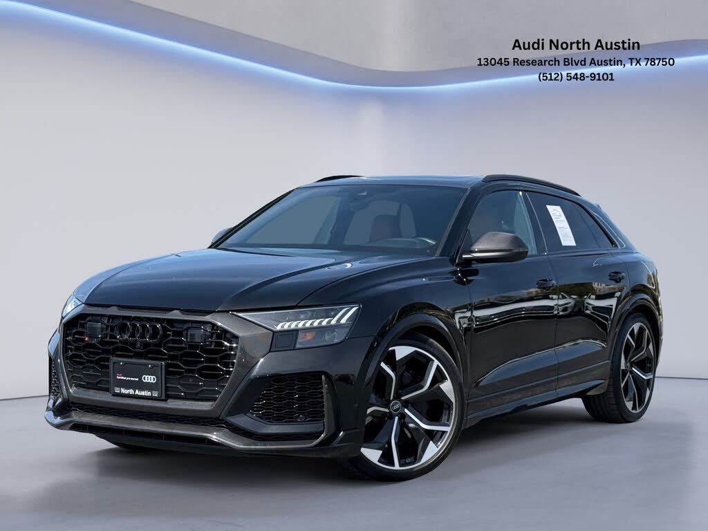 2023 AUDI RS Q8