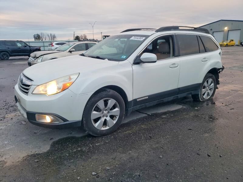 2010 SUBARU Outback