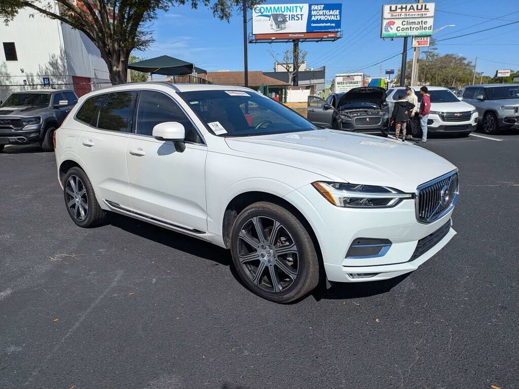 2020 VOLVO XC60