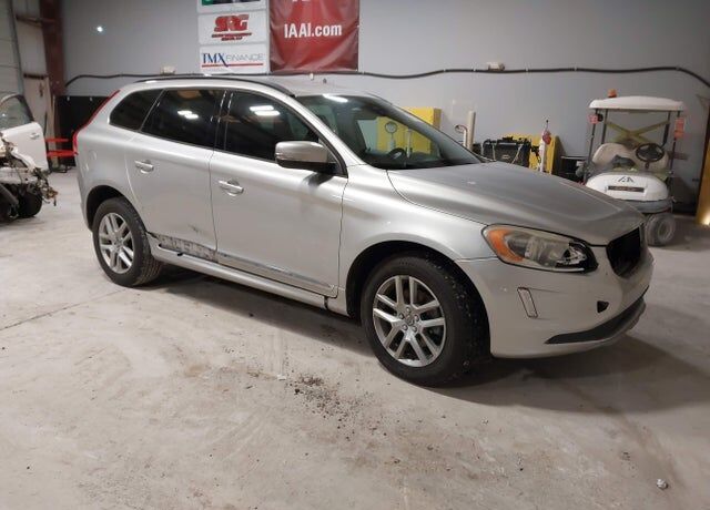 2017 VOLVO XC60