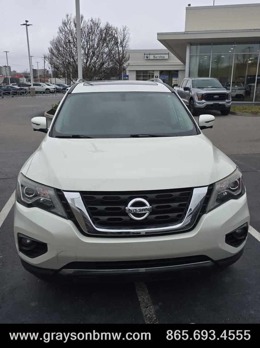 2020 NISSAN Pathfinder