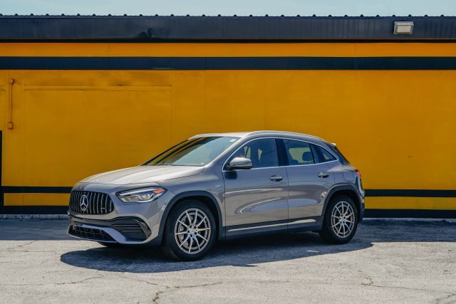 2023 MERCEDES-BENZ GLA-Class
