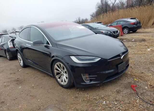 2016 TESLA Model X