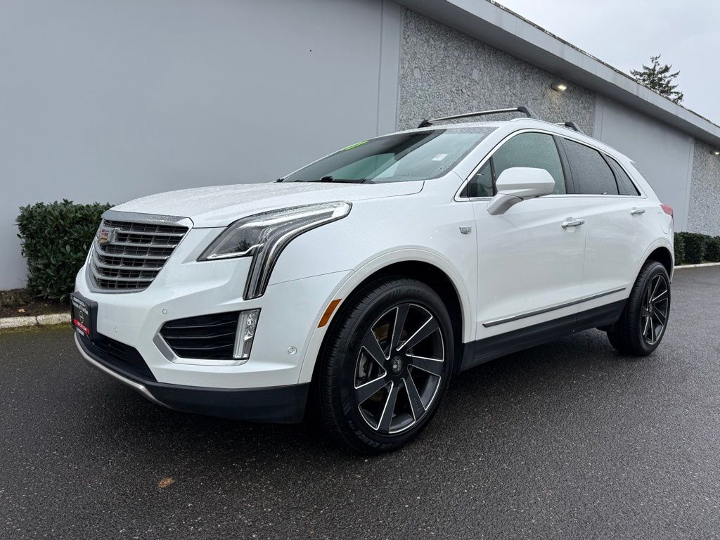 2017 CADILLAC XT5