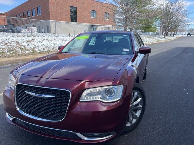 2017 CHRYSLER 300
