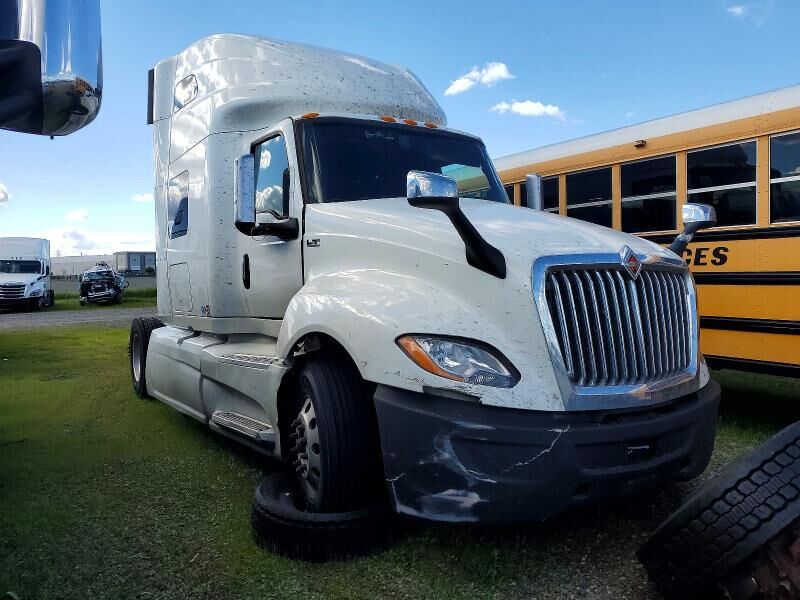 2020 INTERNATIONAL LT625