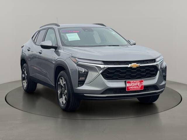 2025 CHEVROLET Trax