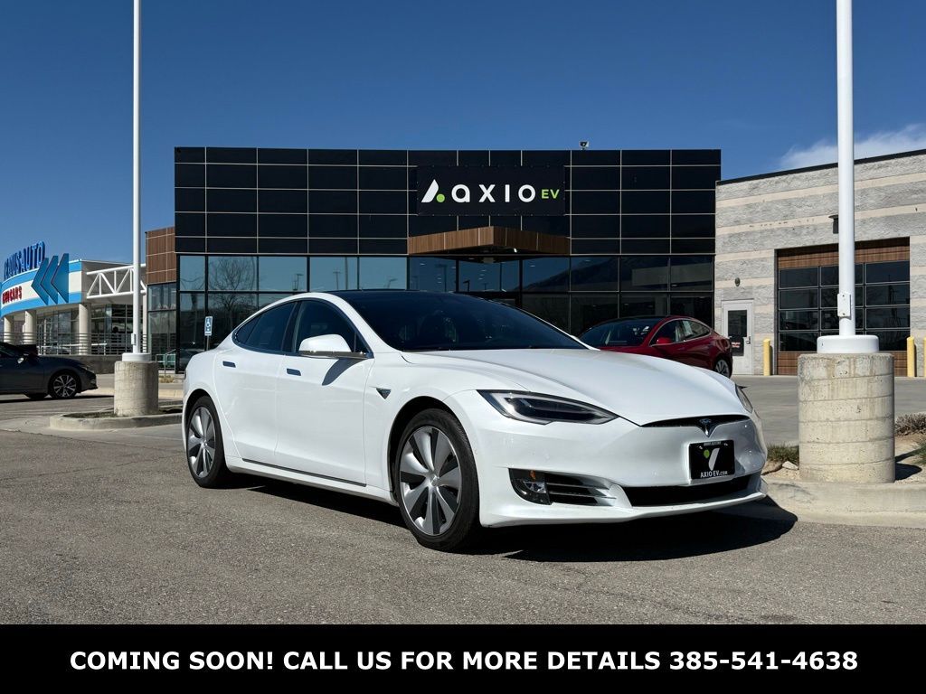 2021 TESLA Model S