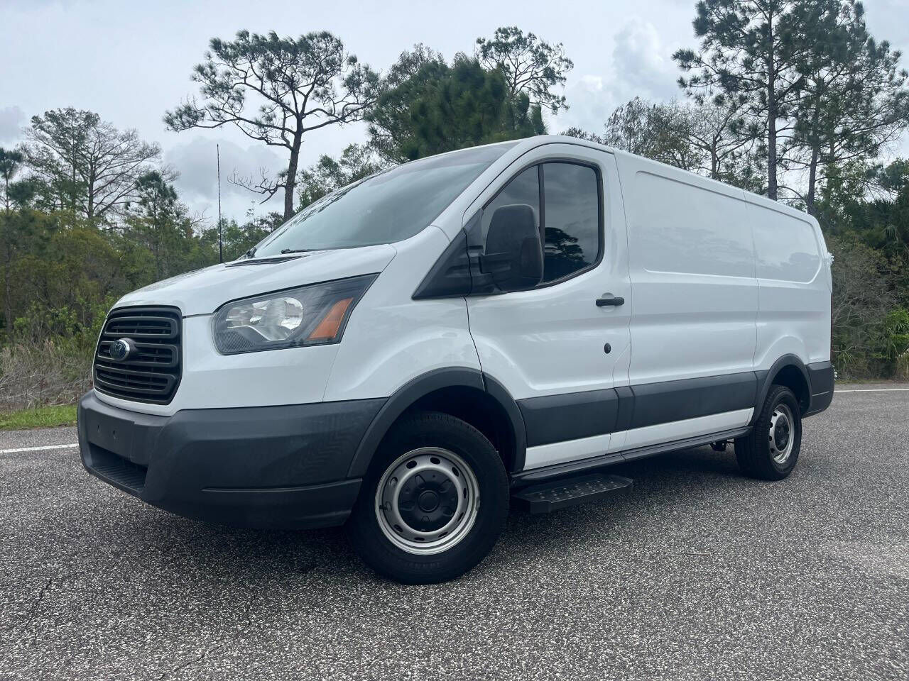 2017 FORD Transit
